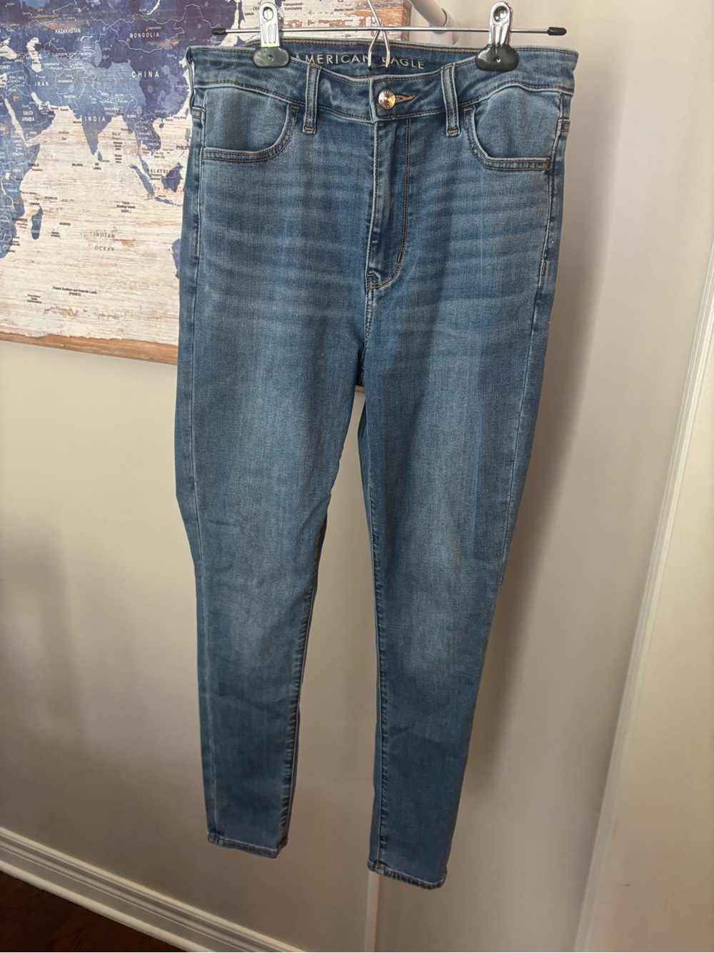 American Eagle Outfitters Light Blue Denim Jeans